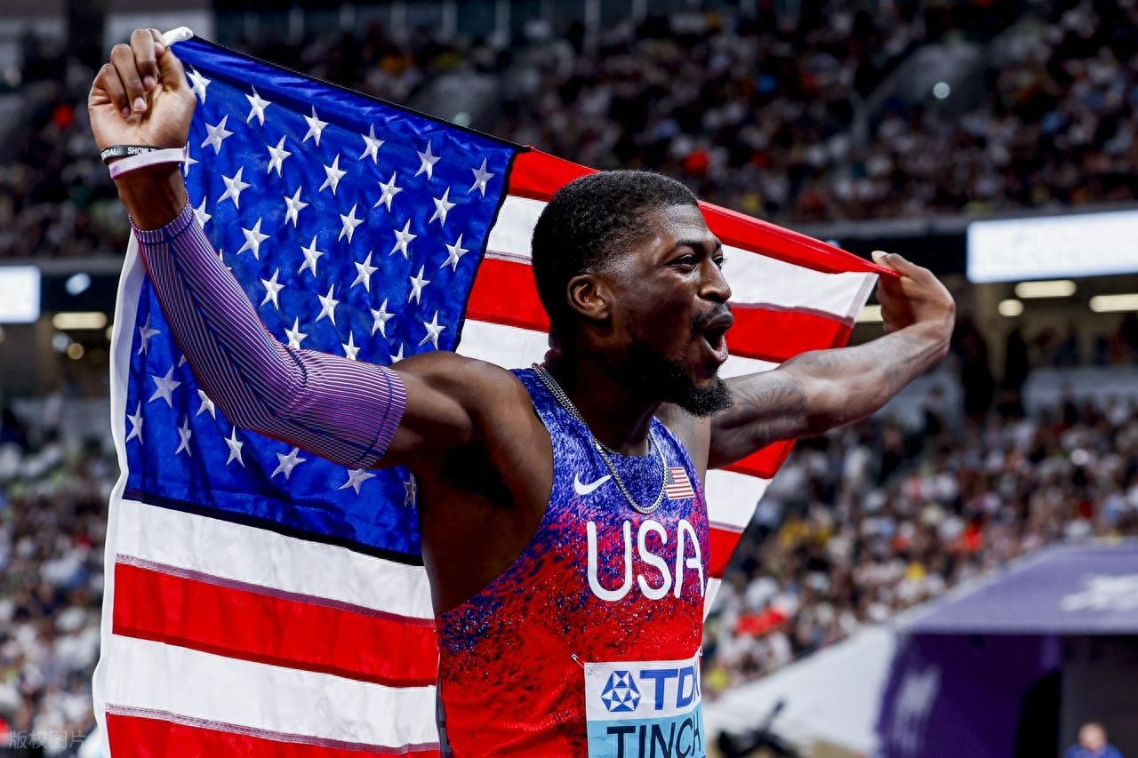 新赛季马拉,西亚身着,号球衣正式,世界杯比分,2026世界杯,实时比分,赛事统计,足球直播